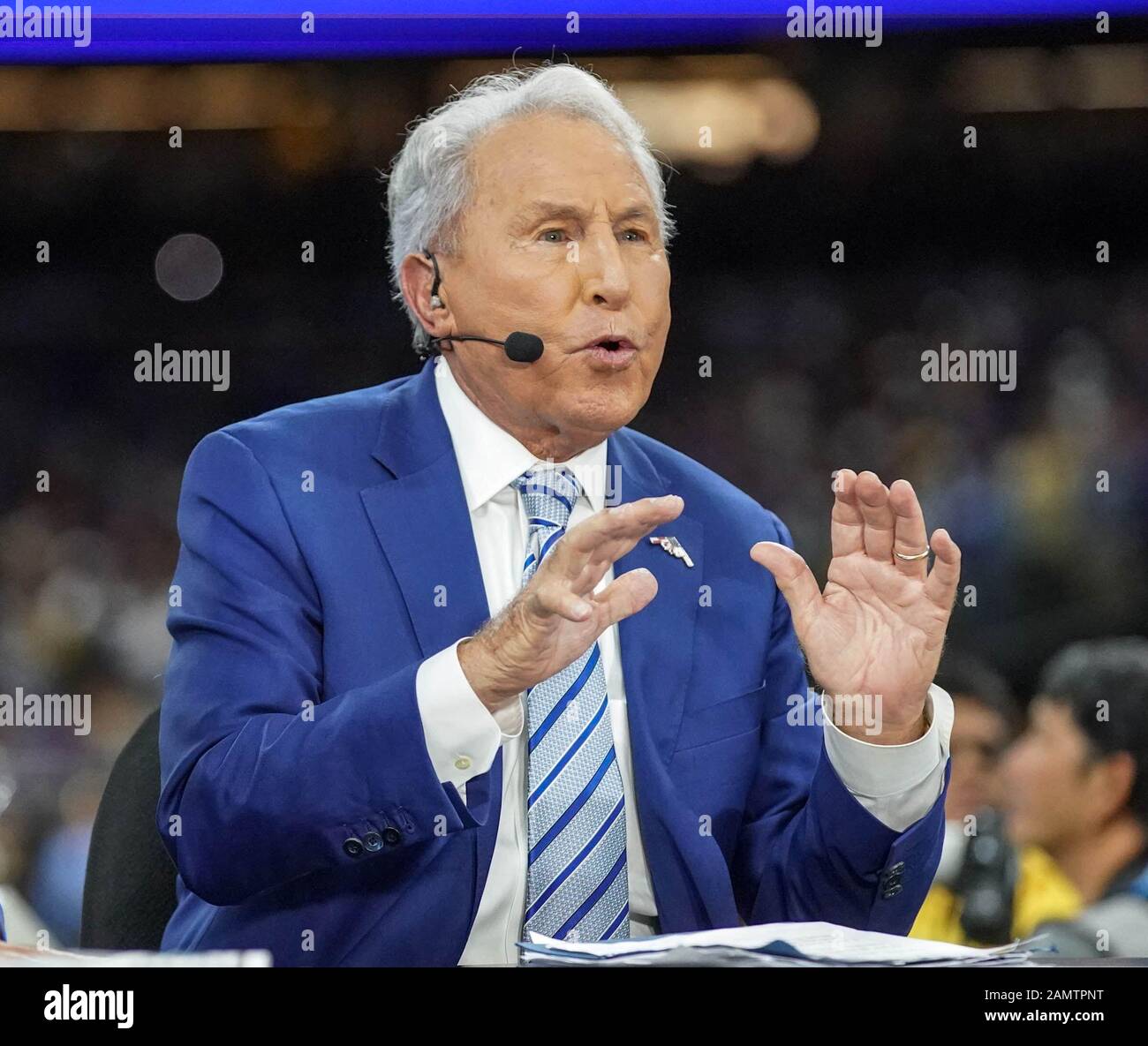 La Nouvelle-Orléans, LA, États-Unis. 13 janvier 2020. Lee Corso, analyste d'ESPN, parle lors de son spectacle prénommé avant le championnat national de football de l'université entre les Tigers de Clemson et les Tigers LSU au Superdome Mercedes Benz à la Nouvelle-Orléans, LA. Jonathan Mailhes/Csm/Alay Live News Banque D'Images