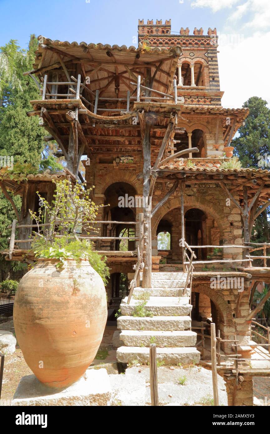 Taormine Parco Trevelyan. Villa Comunale et jardin public (giardino pubblica) de Florence Trevelyan, Sicile Banque D'Images