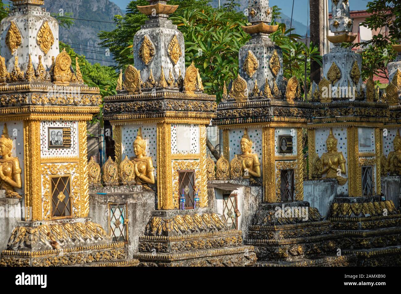 Temple bouddhiste à Vang Vieng. Laos. Banque D'Images