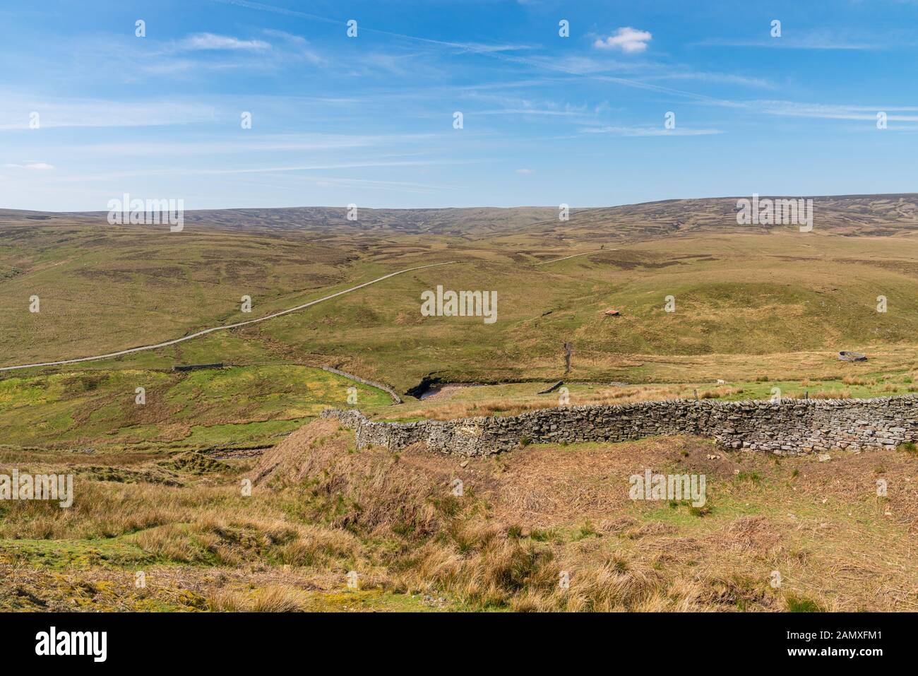 Vue sur les Yorkshire Dales paysage de la route B6270 entre Nateby et Birkdale, North Yorkshire, England, UK Banque D'Images