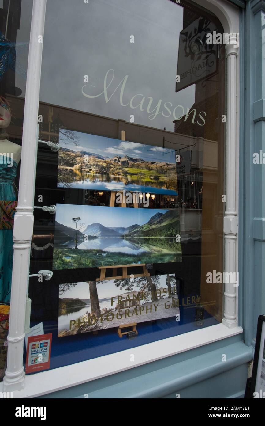 Maisons à vendre Sign Keswick le Lake District UK Banque D'Images