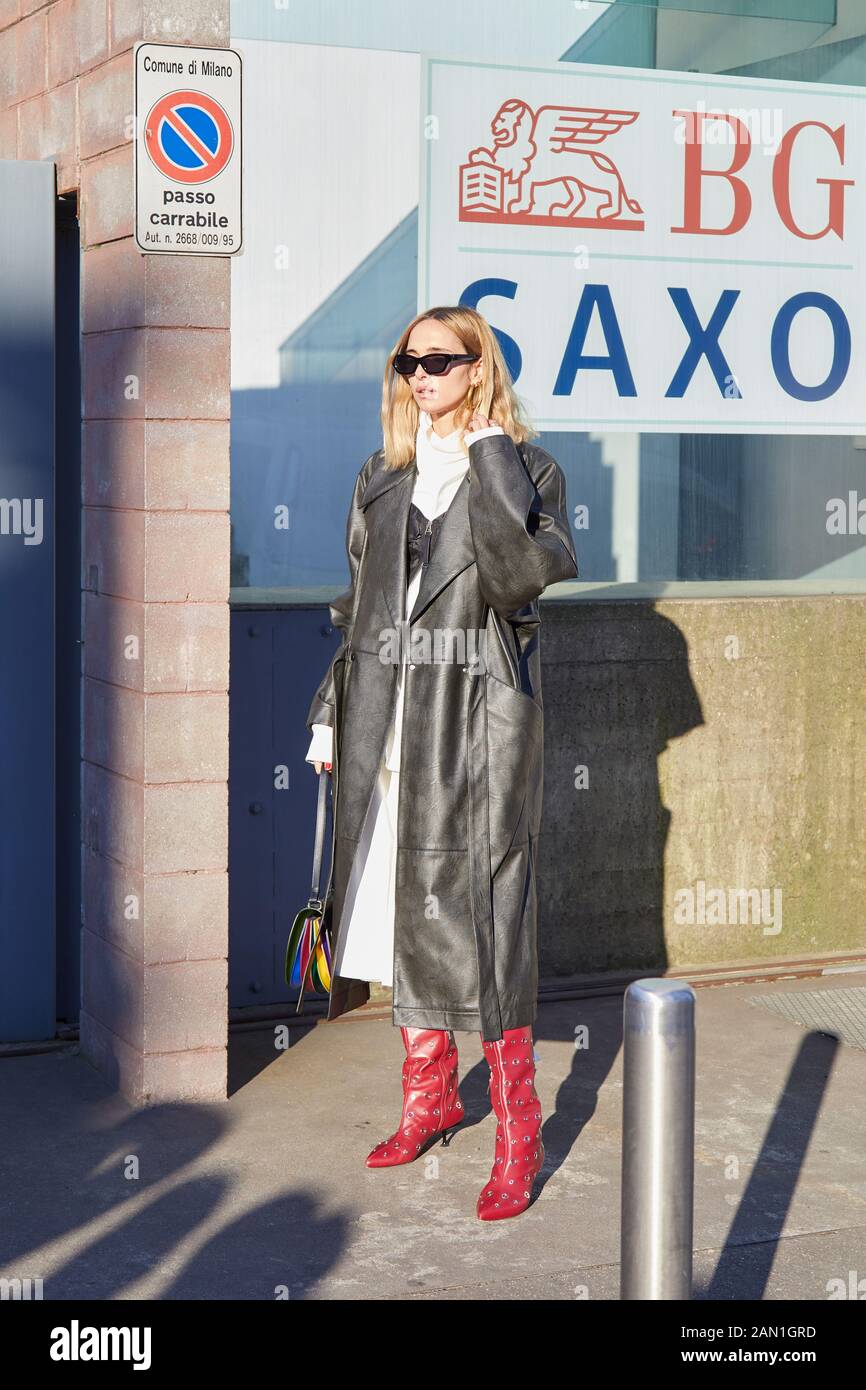 Milan, ITALIE - 11 JANVIER 2019: Candela Pélizza avant le défilé de mode Marni, Milan Fashion week Street style Banque D'Images