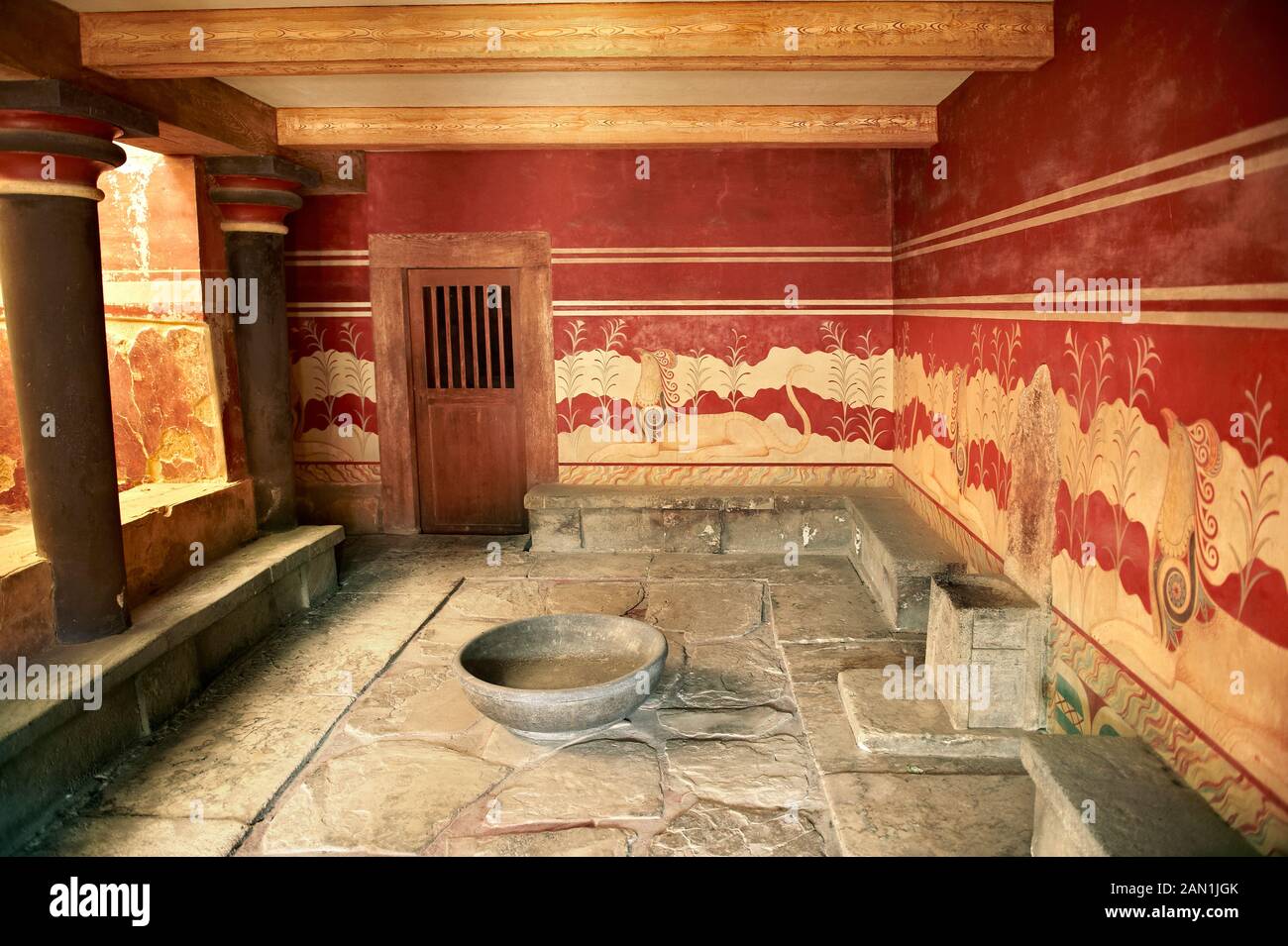 Le site archéologique de Knossos, baptisé Minoan 'Throne Room' ou 'Little throne room', Crète Reconstruit par Arthur Evans Banque D'Images