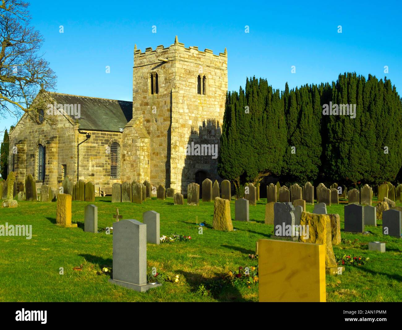 St Hilda's Church Danby, North Yorkshire, UK dans Danby Dale construit sur un ancien cimetière pré-chrétien Banque D'Images