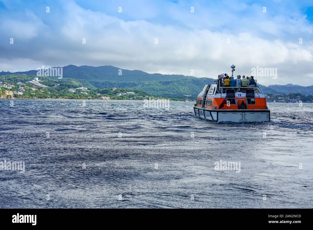 Bateau tendre à San Juan Del sur, Nicaragua, petit village avec grand divertissement et marché, Banque D'Images