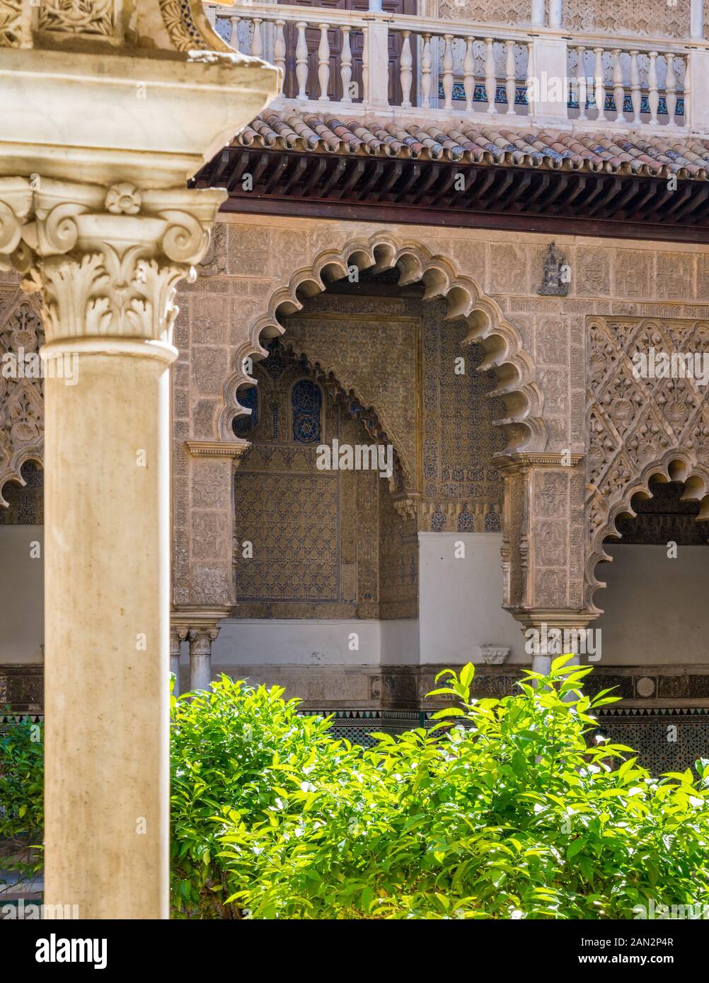 Détail du "patio de las Doncellas" dans les Alcazars royaux de Séville, Andalousie, Espagne. Banque D'Images
