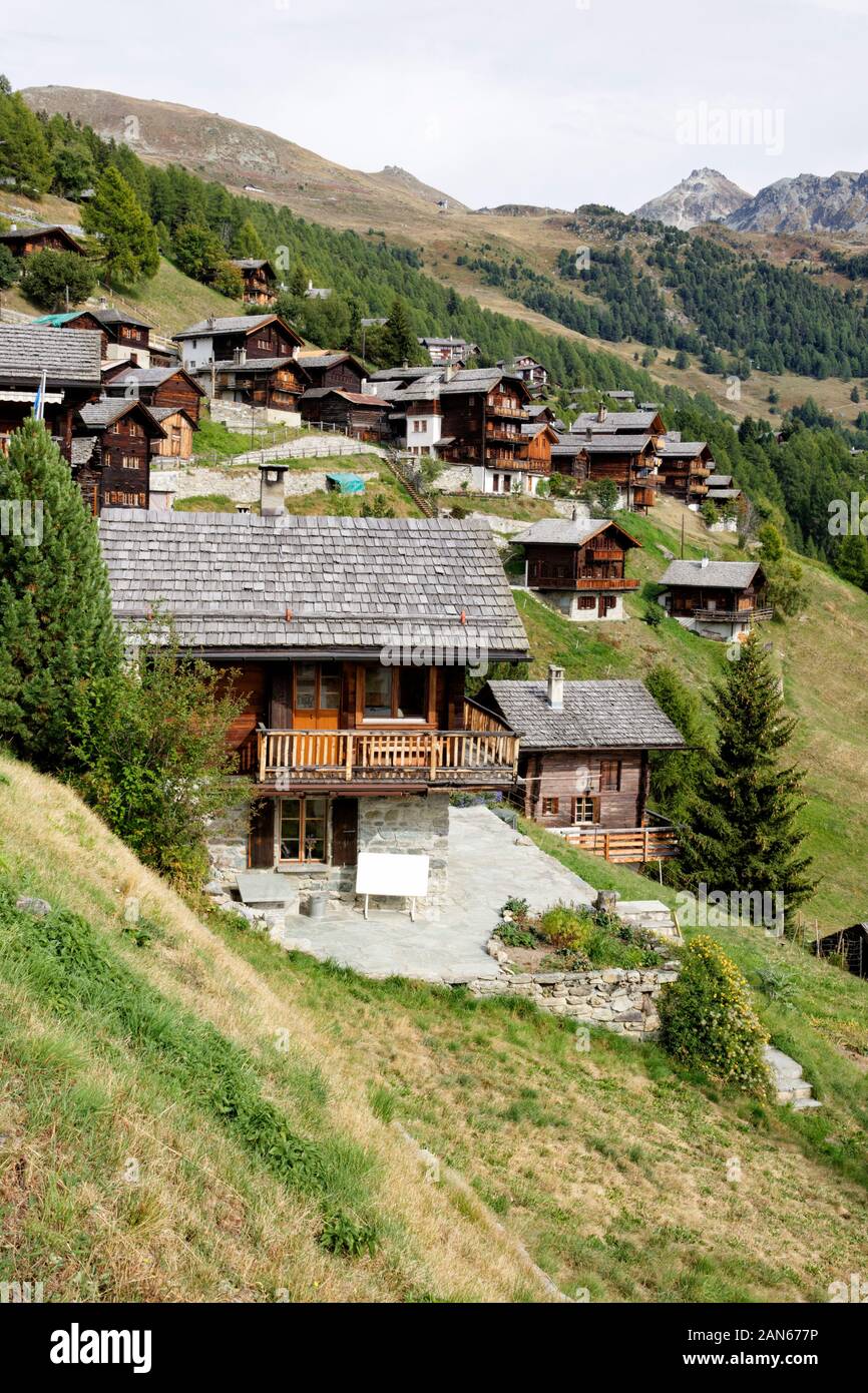 Le village de Chandolin dans le Val d'Anniviers, Canton du Valais, Suisse Banque D'Images