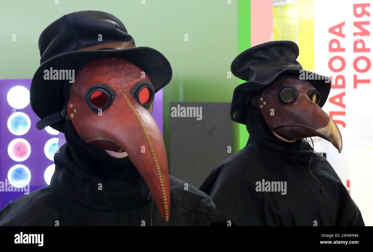 Alaiyaky Costume De Docteur De Peste, Costume De Docteur De Peste, Tenue Pour Homme, Avec Masque De Docteur De Peste, Collier, Croix, Ceinture, Sac, Costume De Carnaval Pour Adulte (noir, Taille S