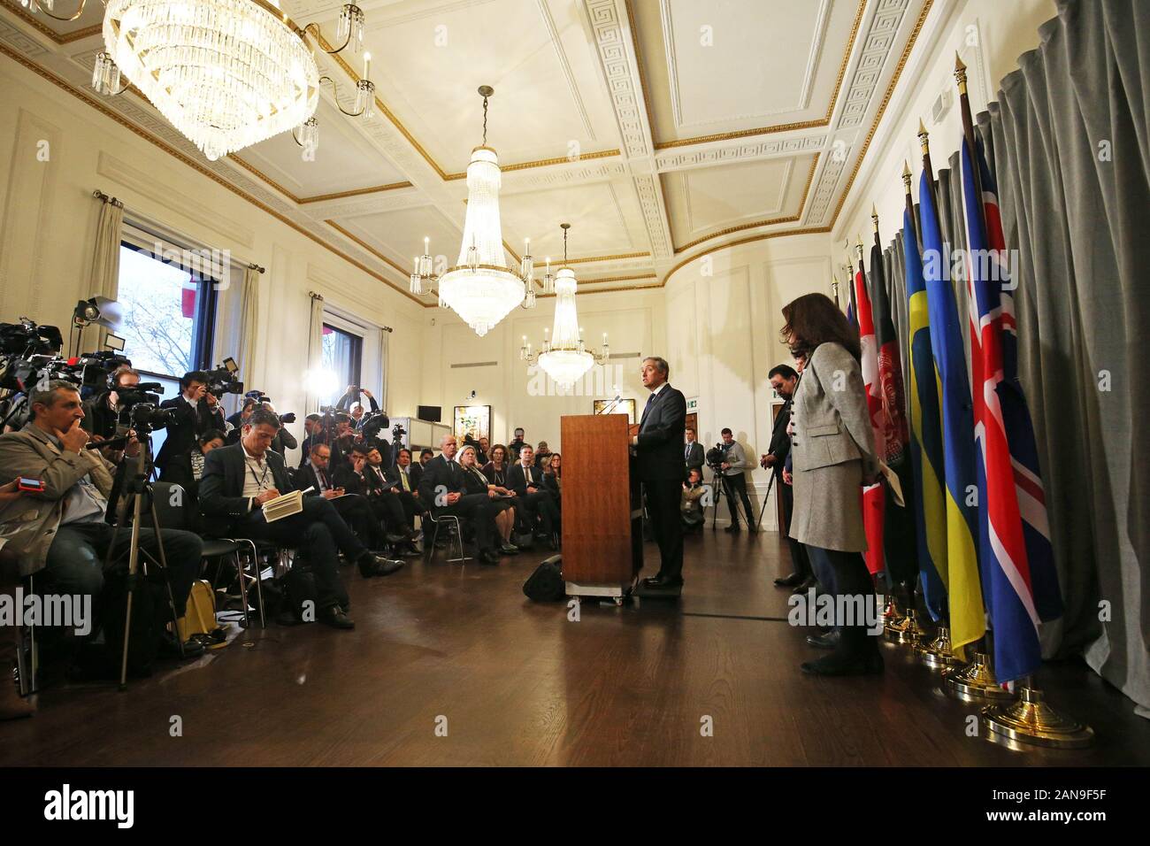 Francois-Philippe Champagne, ministre canadien des affaires étrangères, au cours d'une réunion de la Coordination internationale et d'intervention en groupe pour les familles des victimes de l'Ukrainian International Airlines vol qui s'est écrasé en Iran, au Haut-commissariat du Canada à Londres. Banque D'Images
