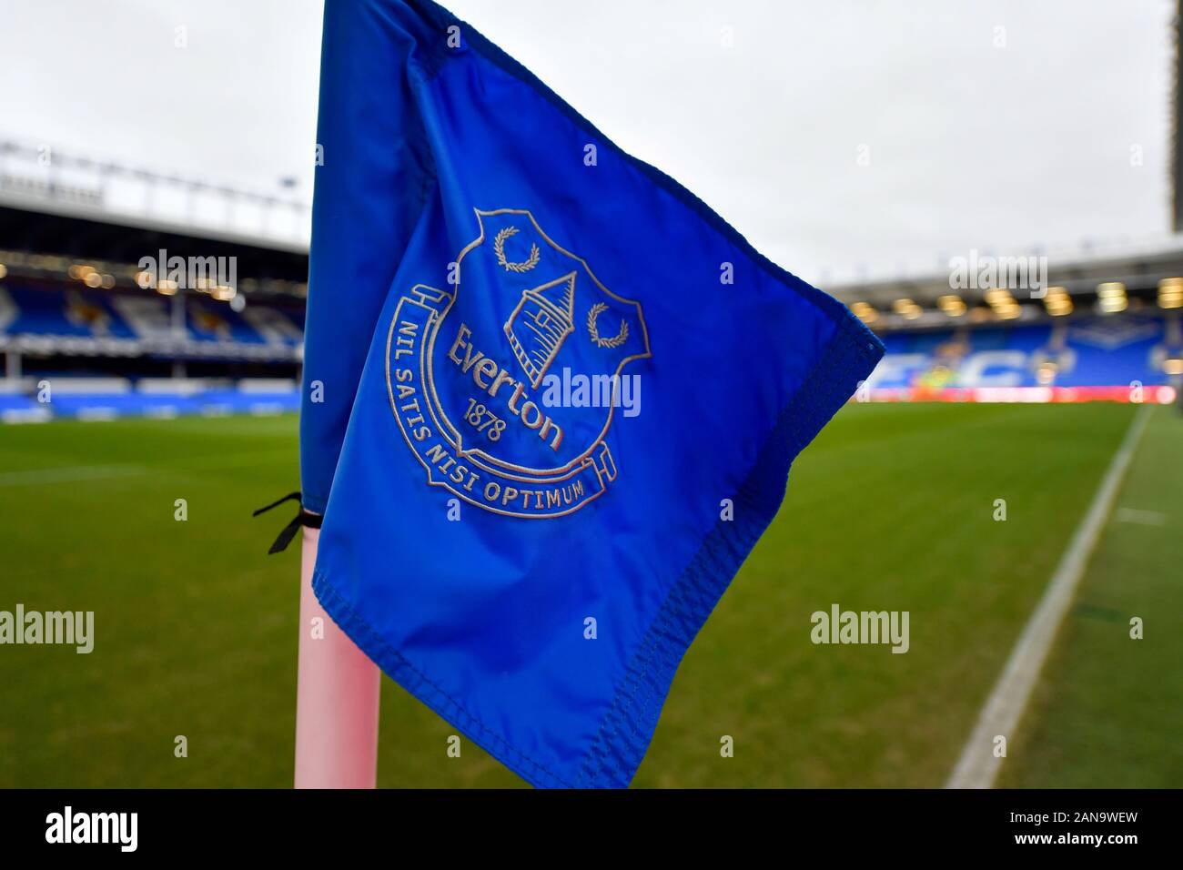 11 janvier 2020, Goodison Park, Liverpool, Angleterre, Premier League, Everton v Brighton et Hove Albion : un poteau de coin à Goodison Park Crédit : Simon Whitehead/News Images Banque D'Images