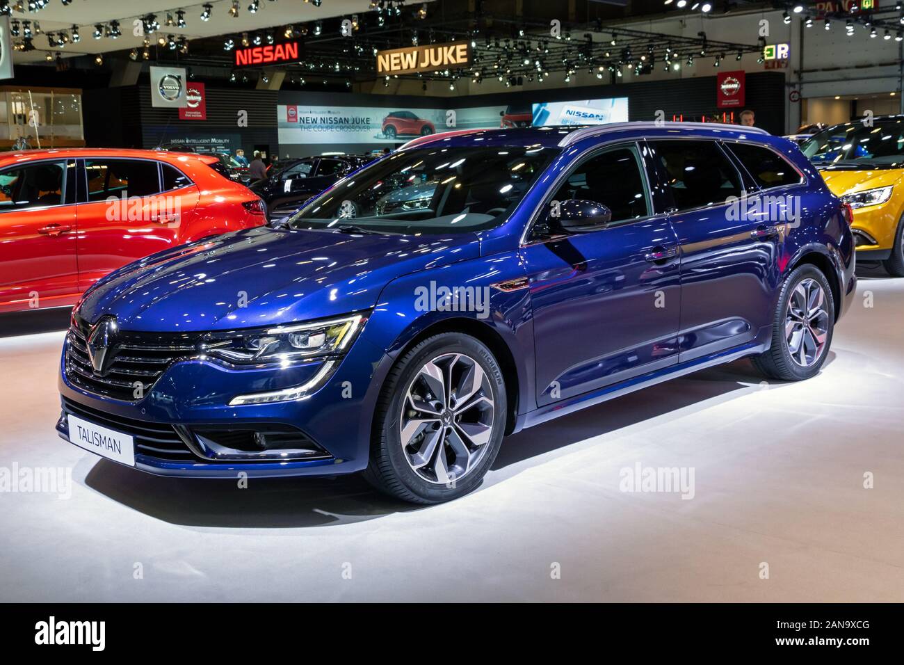 Bruxelles - JAN 9, 2020 : Nouveau modèle de voiture Renault Talisman Wagon présenté à l'Autosalon 2020 Bruxelles Salon de l'automobile. Banque D'Images