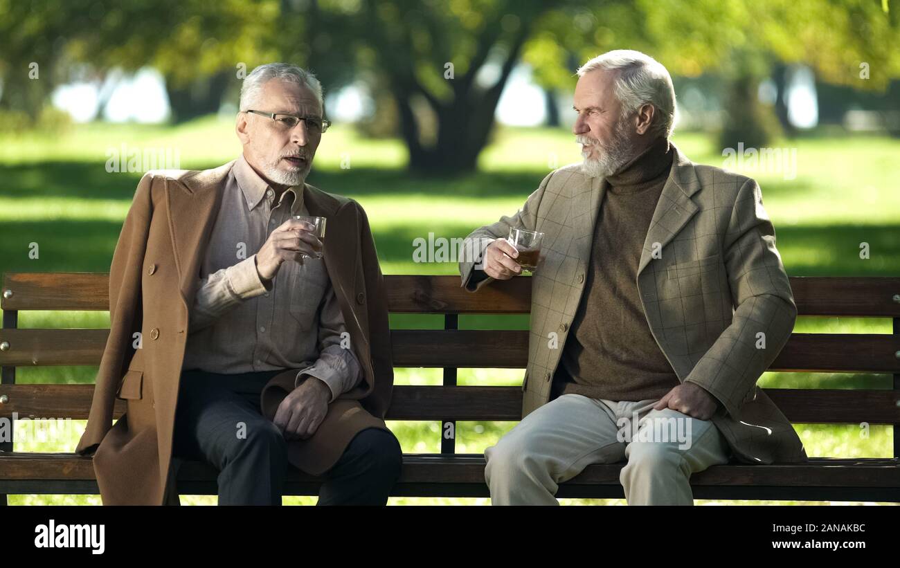 Les vieux messieurs Banque de photographies et d’images à haute