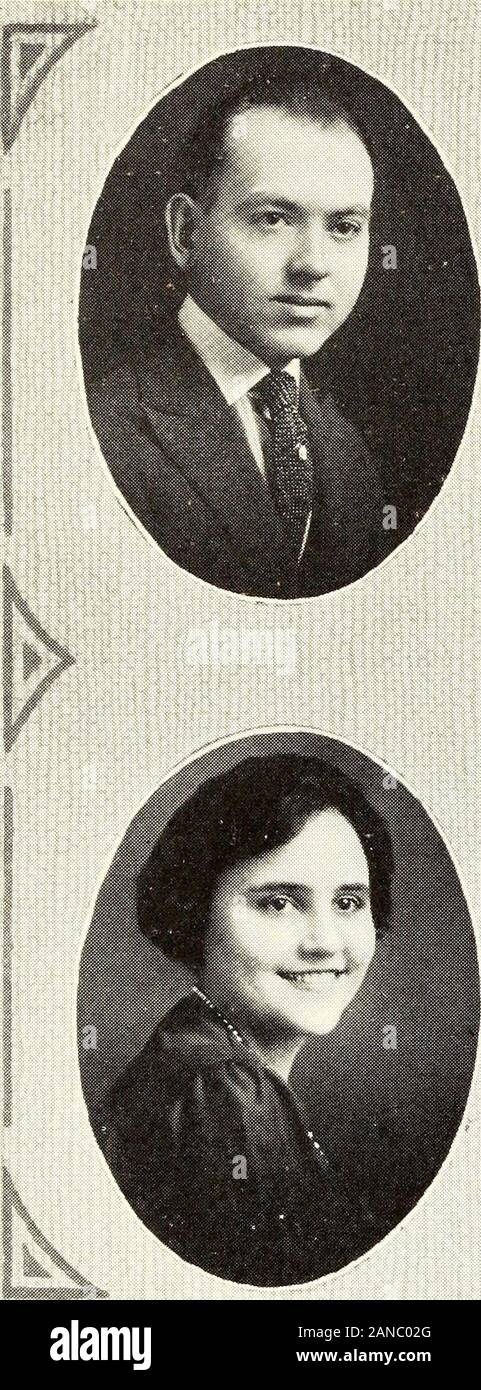 L'index . S. M. John Graham actuel J Willard Hall Otto C. Taubeneck Dorothy Erickson Mary Fitzpatrick Eunice Perry Extempore Discours : Accompli shments des Syndicats Willard Hall pour Wriglitonia Existe-t-il de meilleures façons d'assurer la justice dans les conflits de travail qu'à travers la négociation collective ? Glenn DeAtley pour Philadelphie Lectures : l'homme lent piscine sincèrement Dorothy Erickson pour Wriglitonia UN Enoch Arden si re d PhiladelphiaDecision Tennyson Theodora Bauser pour deux à un pour Wriglitonia solos instrumentaux : Rhapsodie hongroise pour Wriglitonia Mignonne-Koelling Mary Fitzpatrick Sche Banque D'Images