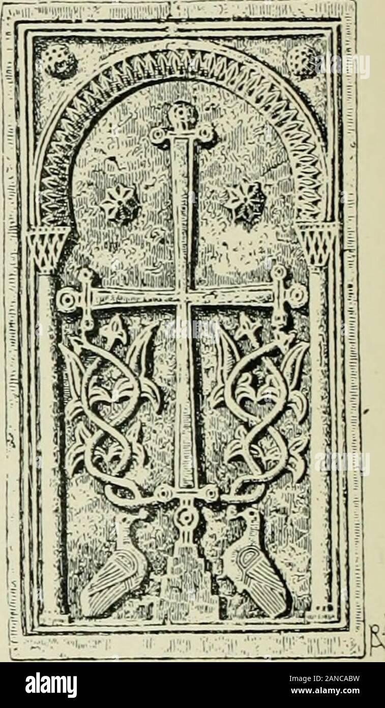 L'architecture en Italie, à partir de la sixième à la onzième siècle, recherches historiques et critiques . f l'Greekartists. Dans l'un, au net-workof ingénieux filets tissés, figures une croix dans acircle ; dans l'autre, un très élégant entre-lacé l'osier est attaché à des feuilles de palmiers. Fig. 14G.-Bas-relief existants dans ces deux modèles sont produits bv a le baptistère de S Marque de la .  ? ! : Partecipazi-a.d. 829 bague découper artistiquement.. Il aurait été imprudent de juger l'artof byzantin du ixe siècle par le petit nombre de fragments de Grado, mais pas par grand nombre s'offre à nous dans la basilique de S. Mark. Banque D'Images