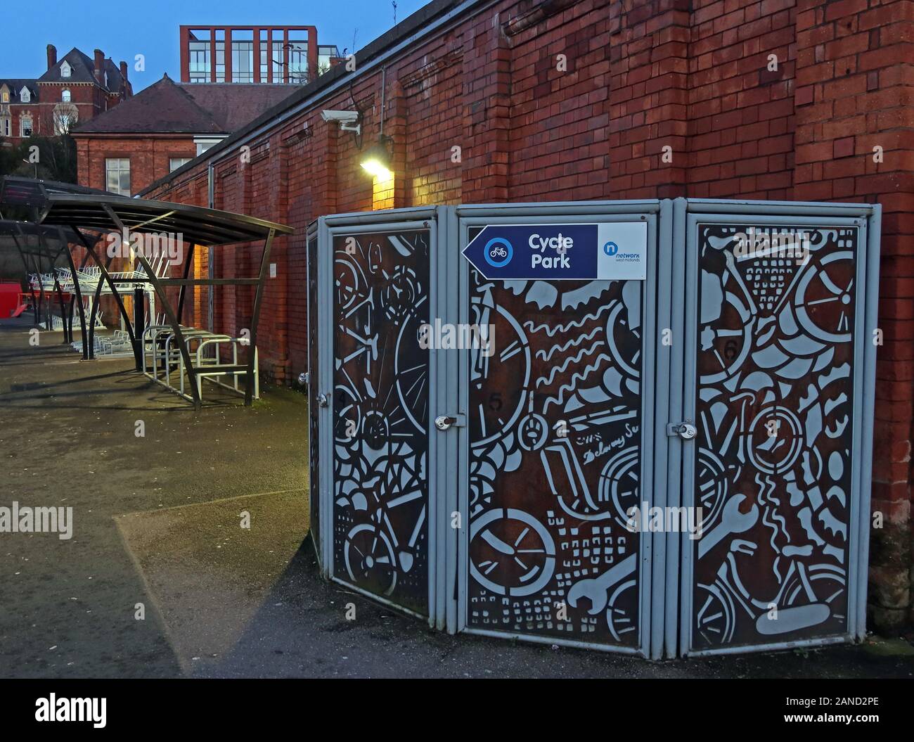 Parking vélo à Sutton Coldfield, West Midlands, England, UK, B73 6AQ Banque D'Images