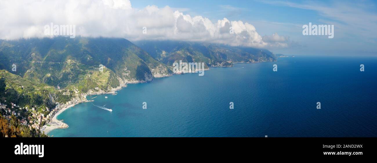 Vue panoramique du Parc National des Cinque Terre Banque D'Images