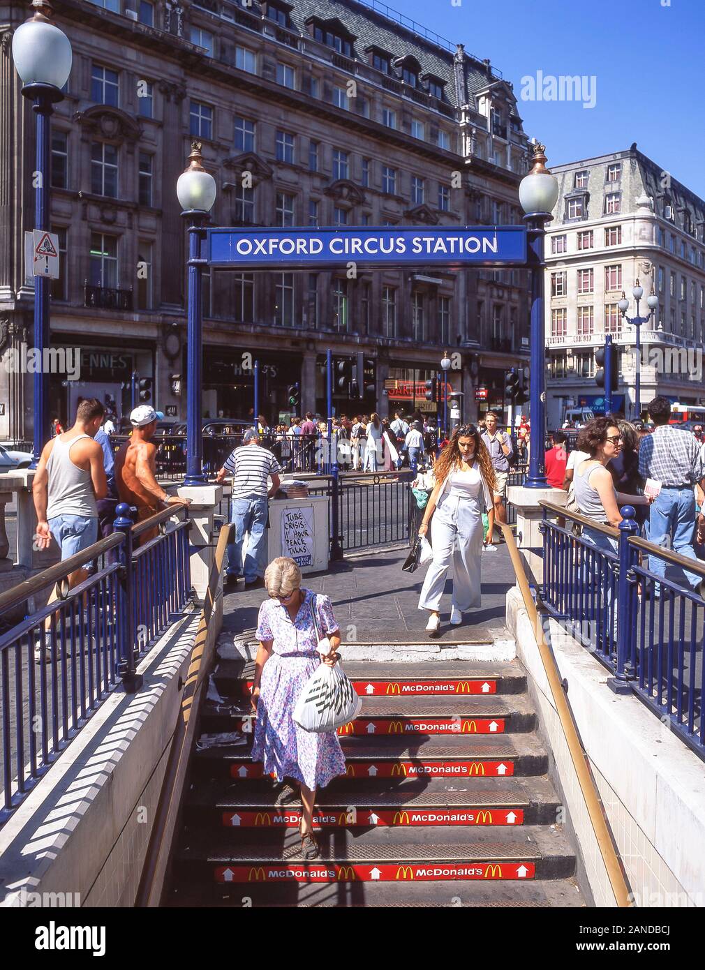 Entrée de la station de métro Oxford Circus, Oxford Circus, City of westminster, Greater London, Angleterre, Royaume-Uni Banque D'Images