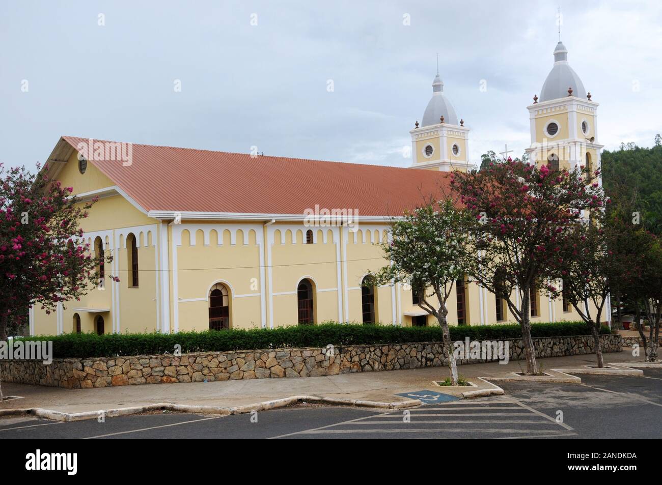 Capitólio, Minas Gerais, Brésil, 28 Novembre 2019. Église Mère De São Sebastião Dans La Ville De Capitólio Banque D'Images