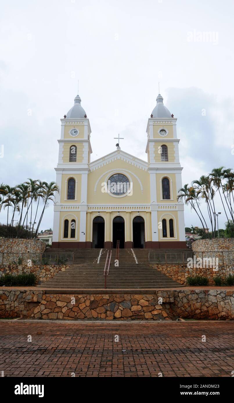 Capitólio, Minas Gerais, Brésil, 28 Novembre 2019. Église Mère De São Sebastião Dans La Ville De Capitólio Banque D'Images