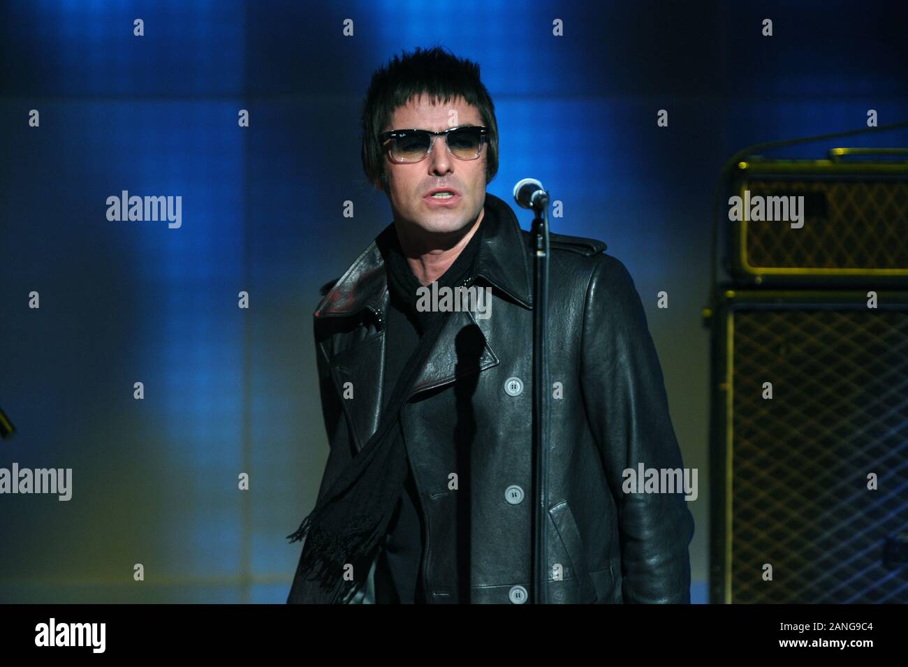 09/11/2008 Milan Italie , concert en direct de l'Oasis au Rai Studies : Liam Gallagher pendant le concert Banque D'Images