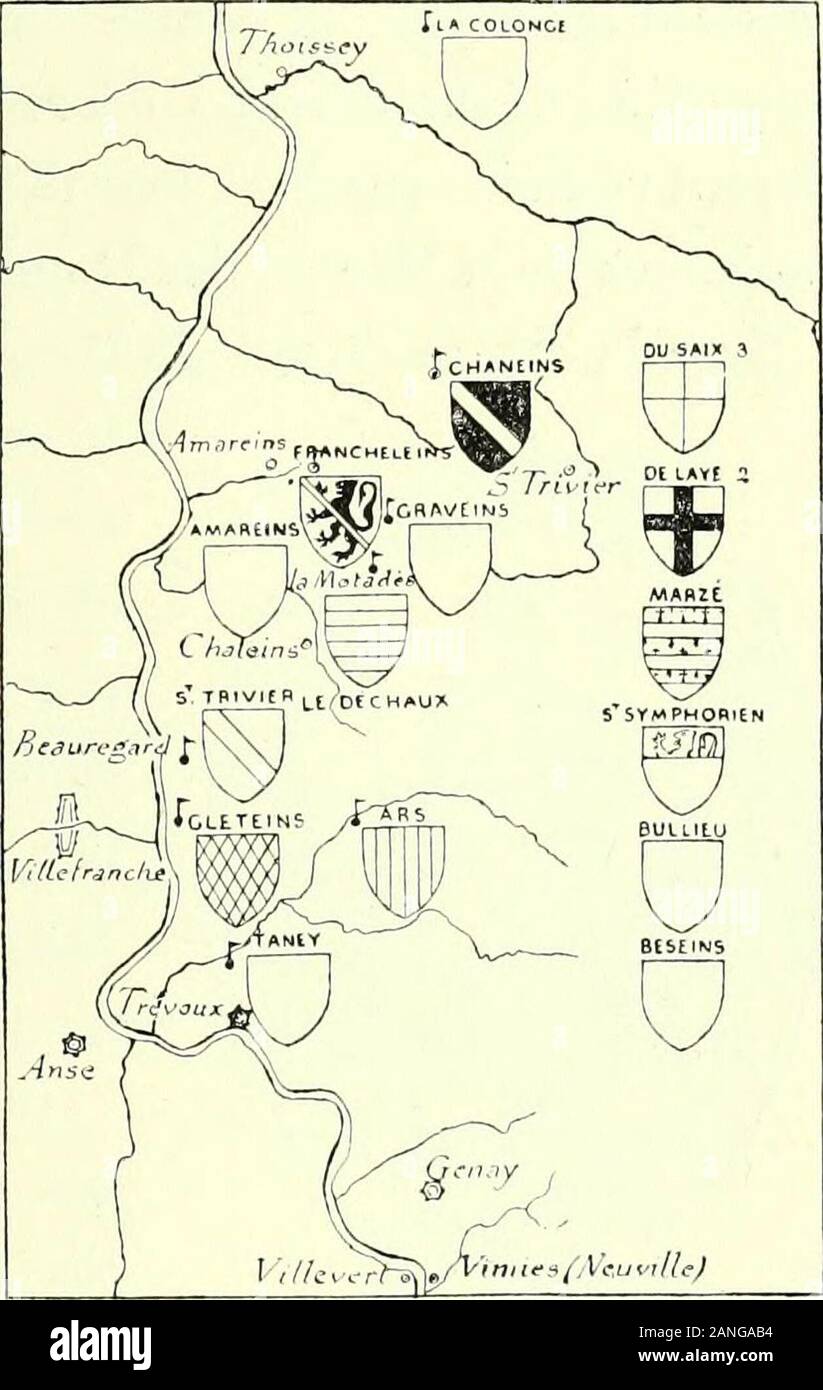 Nouvelle histoire de Lyon et des provinces de Lyonnais, Forez, Beaujolais, Franc-Lyonnais et Dombes . ns son hostilité contre le cha-pitre, le peuple, au contraire, sentait redoubler fils admira-tion pour ces gentishommes,au caractère si vivementavec chevaleresquequi contrastait dune instincts les bour-geoisie cupide, envieuse, mes-quine et despotique, n'lejoug pesait si rudement surlui. Delà, cette étonnante po-pularité dont les archevêques, les chanoines de Saint-Jeansurtout jouirjusquà, ne cessèrent de la Révolution et n',il ny a pas longtemps, lesentiment se manifestait en-core dans les Banque D'Images