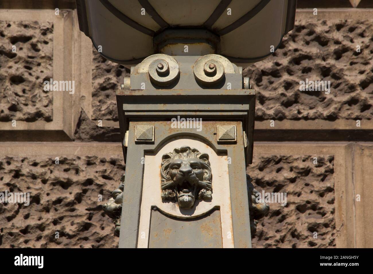 BRISTOL, UK - 8 avril 2019. Bristol City Museum and Art Gallery est d'Edwardian architecture Baroque. Bristol, Angleterre, Royaume-Uni, le 8 avril 2019 Banque D'Images