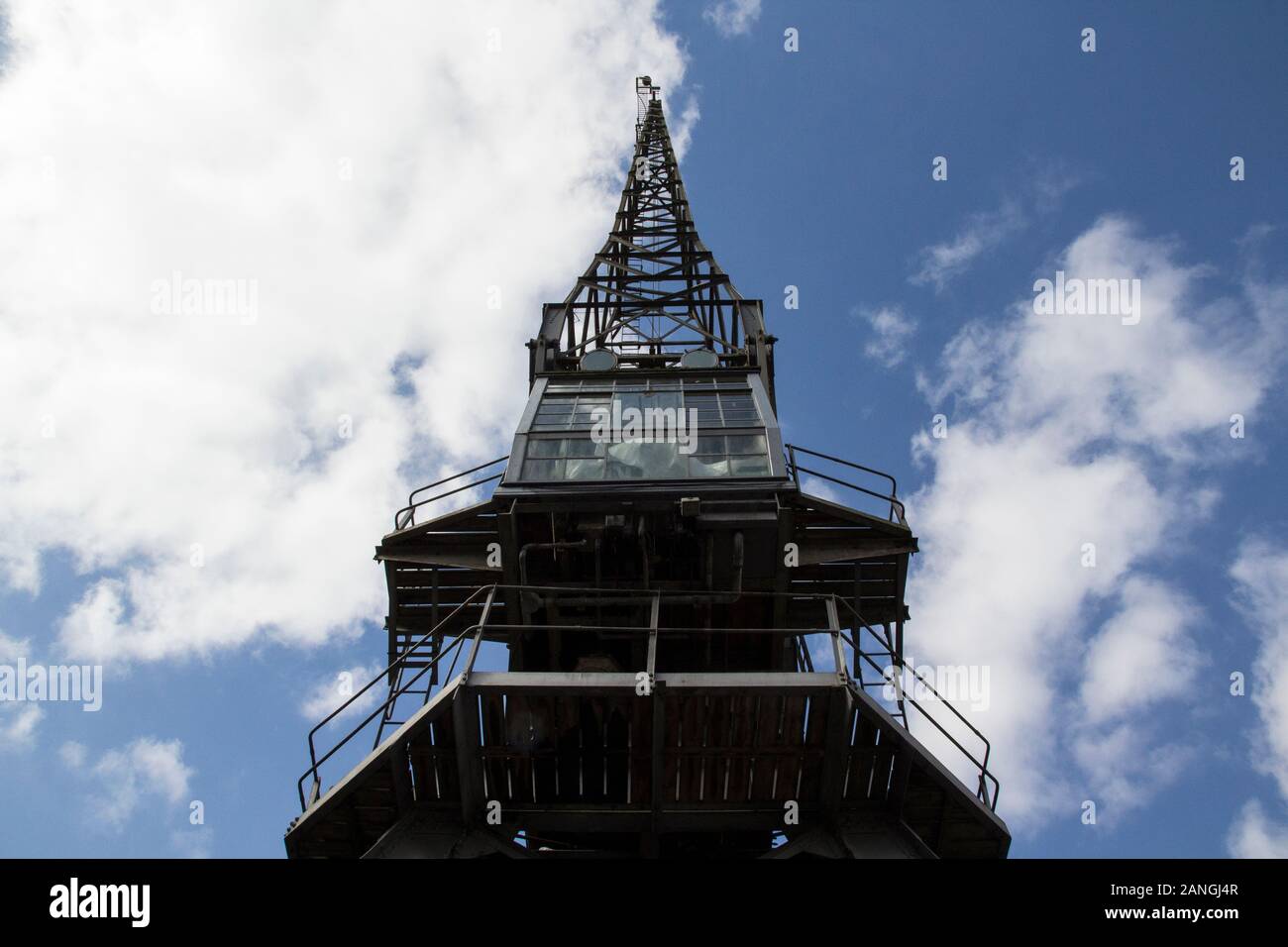 BRISTOL, Royaume-Uni - 10 avril, 2019. Le port de Bristol Bristol aka Docks avec vieille grue de chargement. Bristol, Angleterre, Royaume-Uni, 10 avril 2019 Banque D'Images