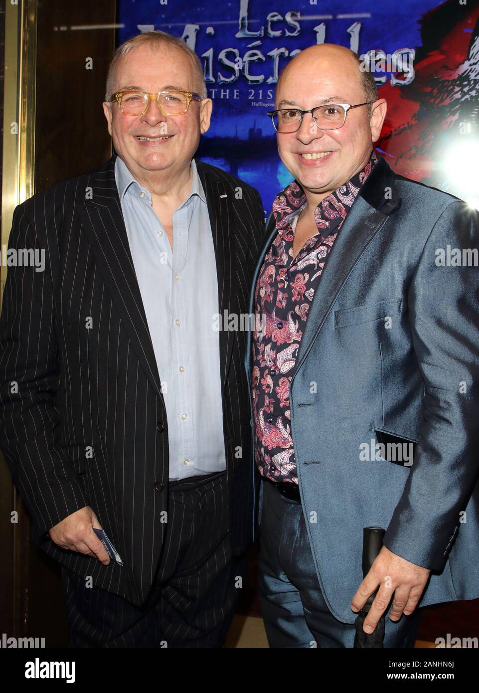 Christopher Biggins et Neil Sinclair assister au Gala Les Miserables , appuyez sur nuit au Sondheim Theatre dans le West End de Londres. Banque D'Images