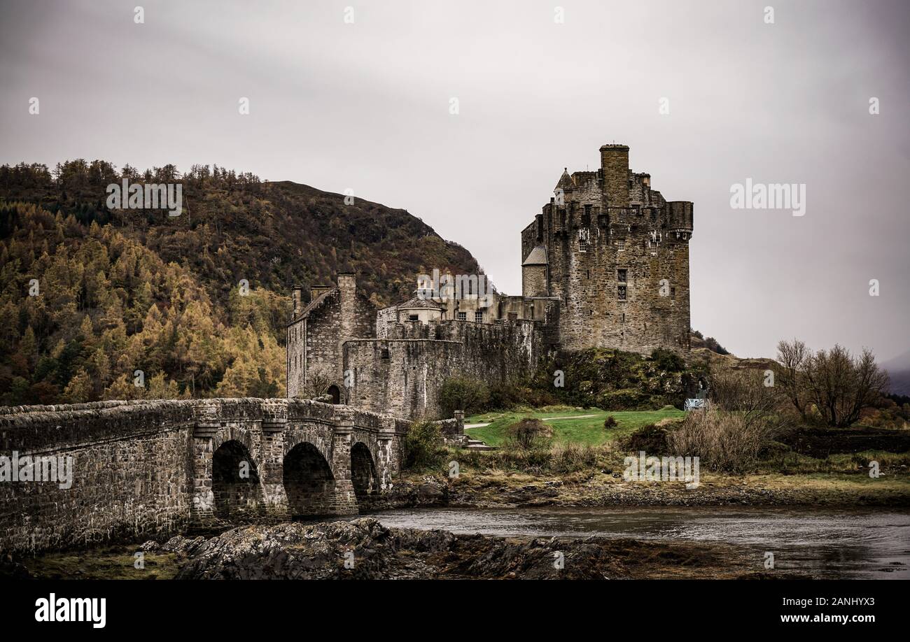 Château d'Eilean Donan - peut-être le château le plus photographié au monde! Banque D'Images
