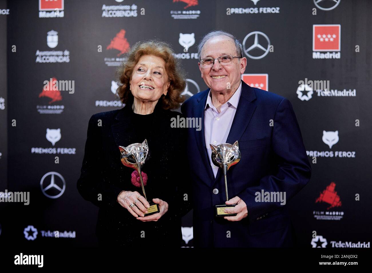 Alcobendas, Espagne. 16 janvier, 2020. Emilio et Julia Gutiérrez Caba assister à la remise des Prix 2020 Taib au Teatro Auditorio Ciudad de Alcobendas Dans Alcobendas. Credit : SOPA/Alamy Images Limited Live News Banque D'Images