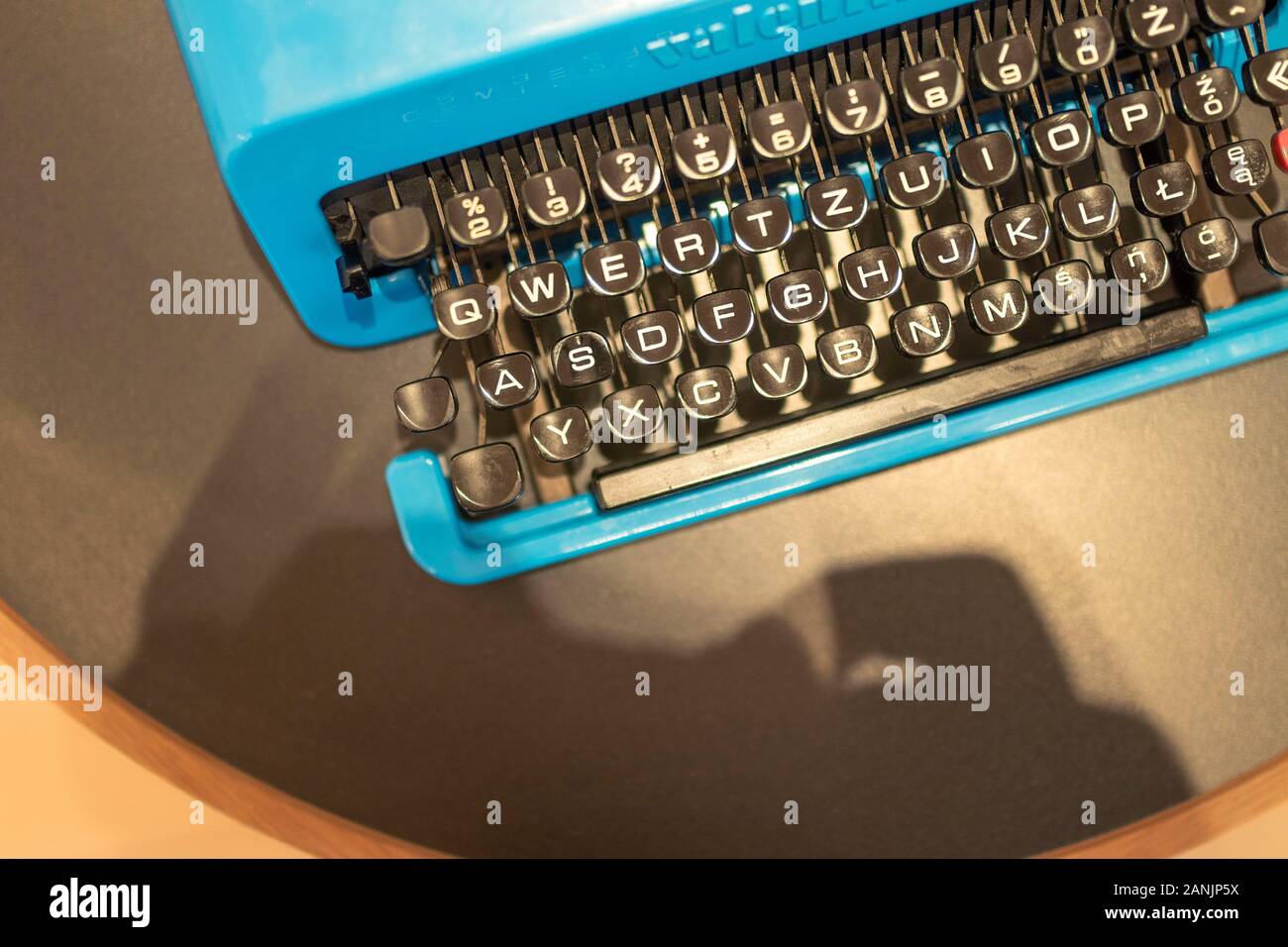 Olivetti machine à écrire portative Valentine classique conçu par l'italien Ettore Sottsass et la Britannique Perry King Banque D'Images