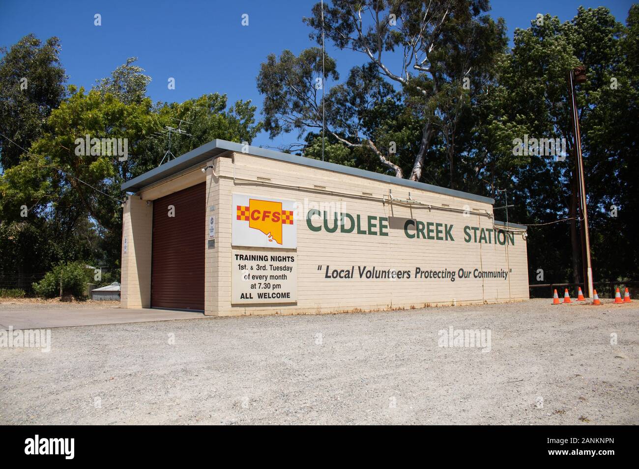 Cudlee Creek Adelaide Hills. 17 janvier 2020. Un incendie à la station fermée Cudlee Creek dans la foulée de la brousse dévastateurs. Credit : amer ghazzal/Alamy Live News Banque D'Images