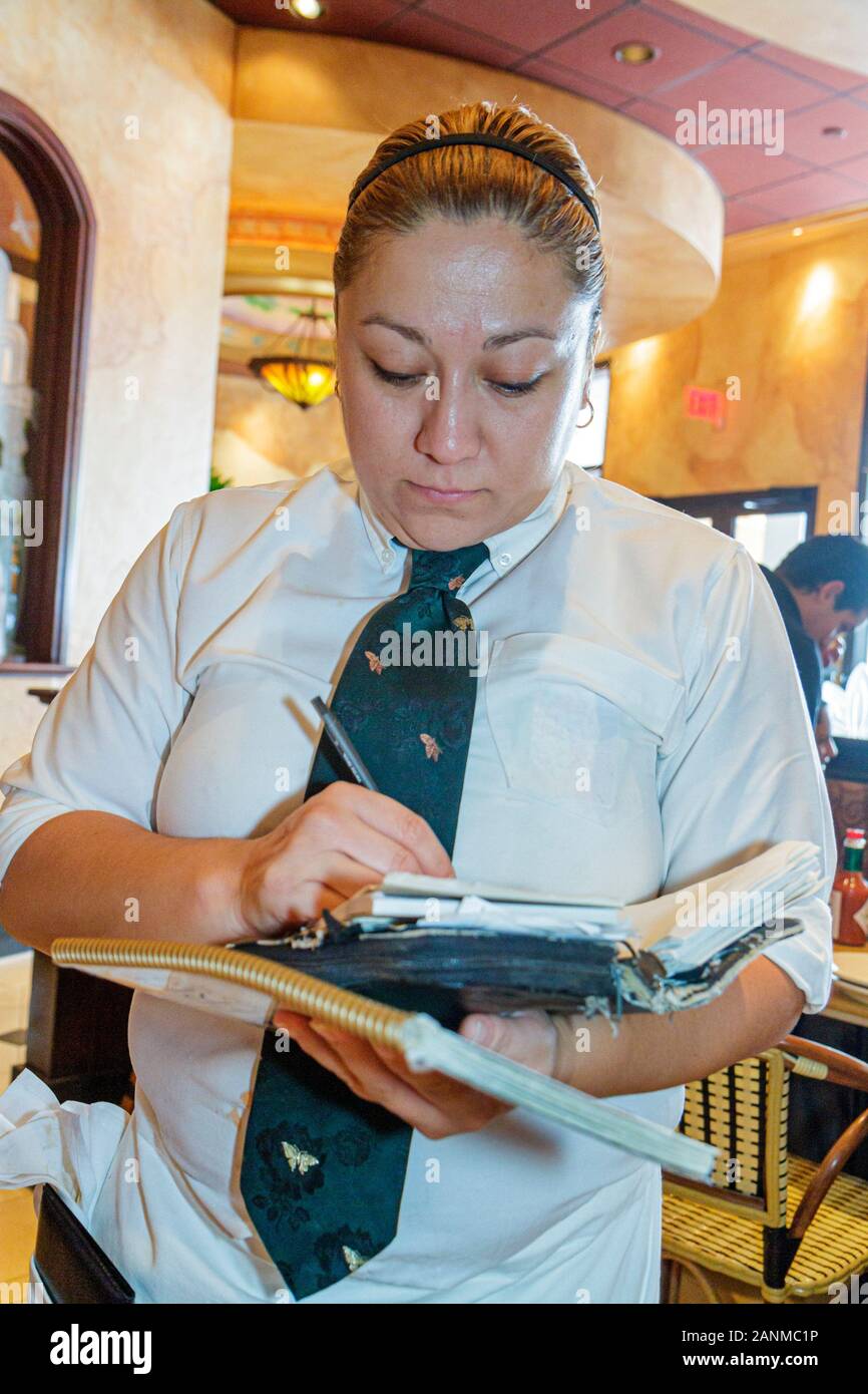Miami Florida, Aventura, Aventura Mall, Cheesecake Factory, restaurant restaurants repas manger dehors café cafés bistro, adultes femme femmes femal Banque D'Images