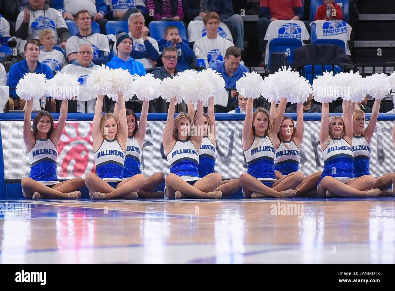 Jan 17, 2020 : Le Saint Louis Saintsation prestation de l'équipe de danse au cours d'une conférence de l'Atlantique 10 jeu où les Flyers de Dayton a visité le Saint Louis Billikens. Tenue à Chaifetz Arena à Saint Louis, MO Richard Ulreich/CSM Banque D'Images