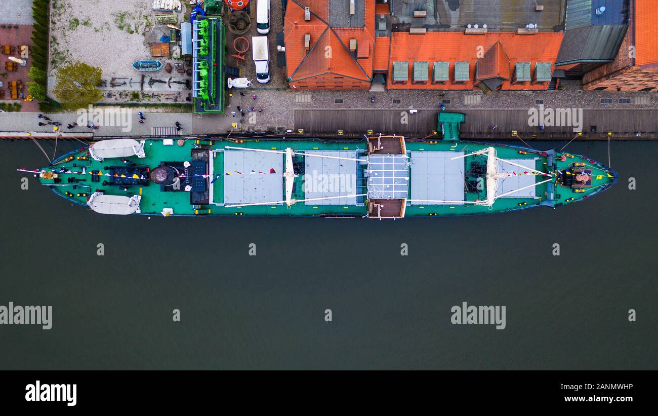 Vue du haut vers le bas sur le nom du navire soldek à Gdansk. Banque D'Images