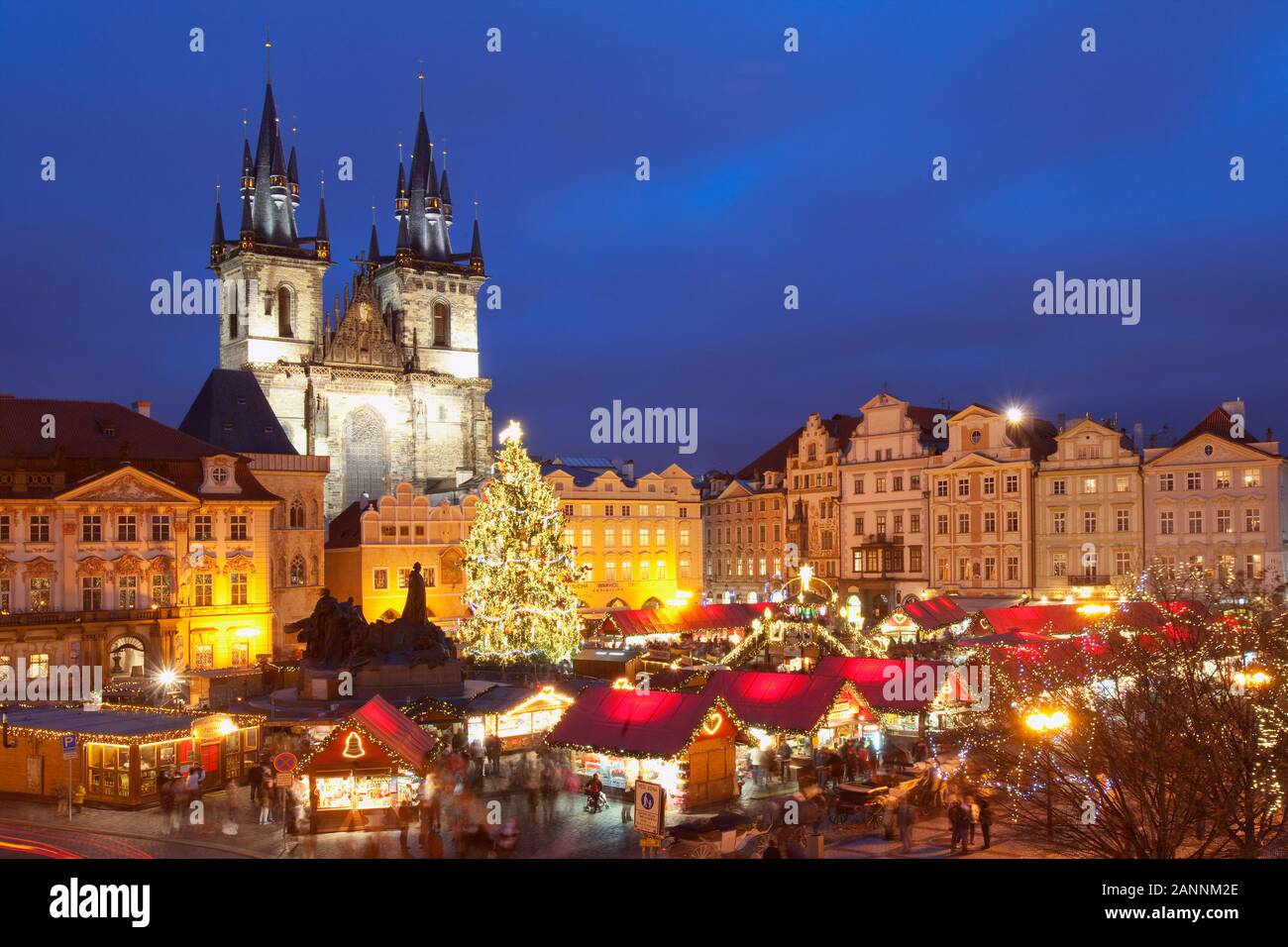 République tchèque, Prague - Marché de Noël sur la place de la Vieille Ville Banque D'Images