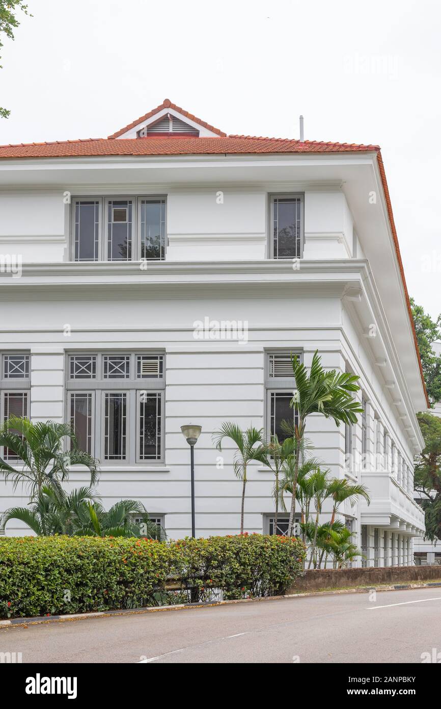 Extérieur et entrée au bâtiment du Collège de médecine à Singapour Banque D'Images