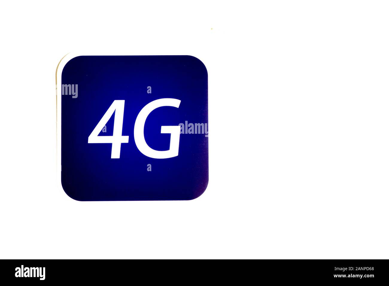 4 G sur fond blanc avec espace de copie Banque D'Images