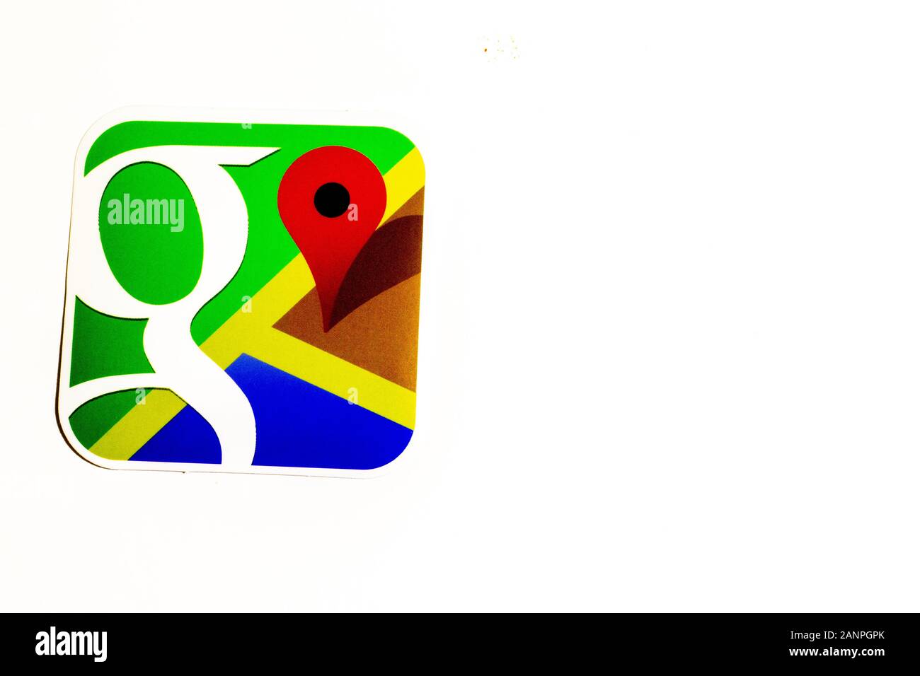 Los Angeles, Californie, États-Unis - 17 janvier 2020: Logo Google Maps sur fond blanc avec espace de copie. Icône des médias sociaux, éditorial illustratif Banque D'Images