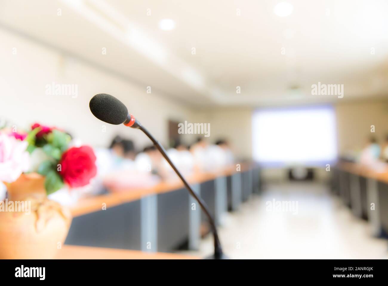 Résumé Les personnes floues conférence en salle de séminaire, concept de l'éducation Banque D'Images