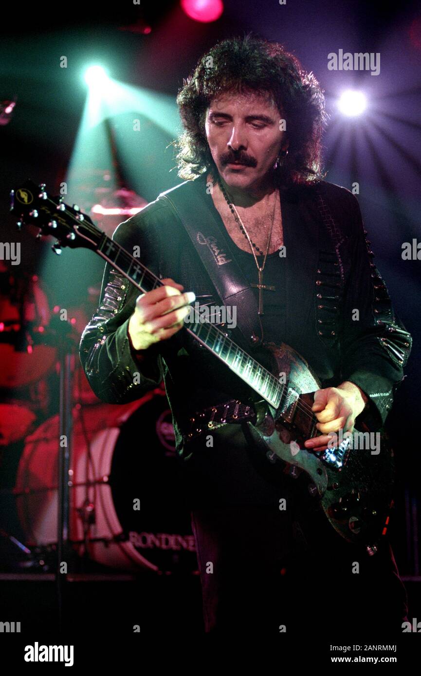 Milan, Italie 18/09/1995, des concerts live de Black Sabbath au Rolling Stone:Tony Iommi Photo Fabio Diena Banque D'Images