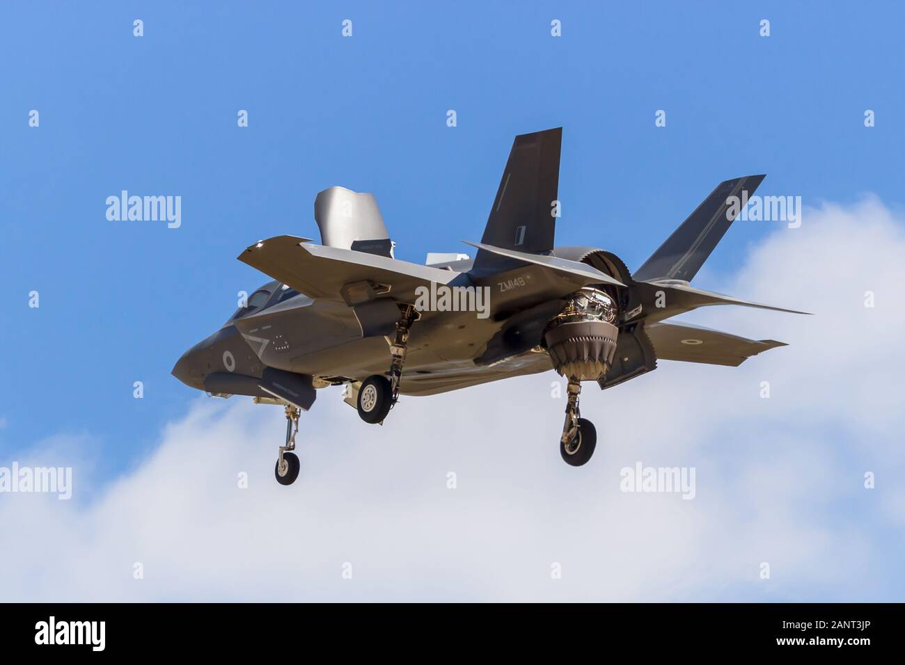 Lockheed Martin F-35B Lightning II vu à RAF Marham, Norfolk, Royaume-Uni. En vol stationnaire et sur le point d'atterrir. N° de série ZM148 de l'Escadron 617. Prises 24 Juillet 2 Banque D'Images