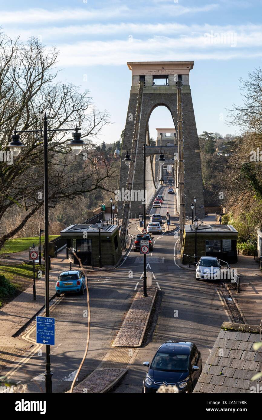 Entrée au pont suspendu de Clifton via les cabines de péage, Clifton, ville de Bristol, Angleterre, Royaume-Uni Banque D'Images