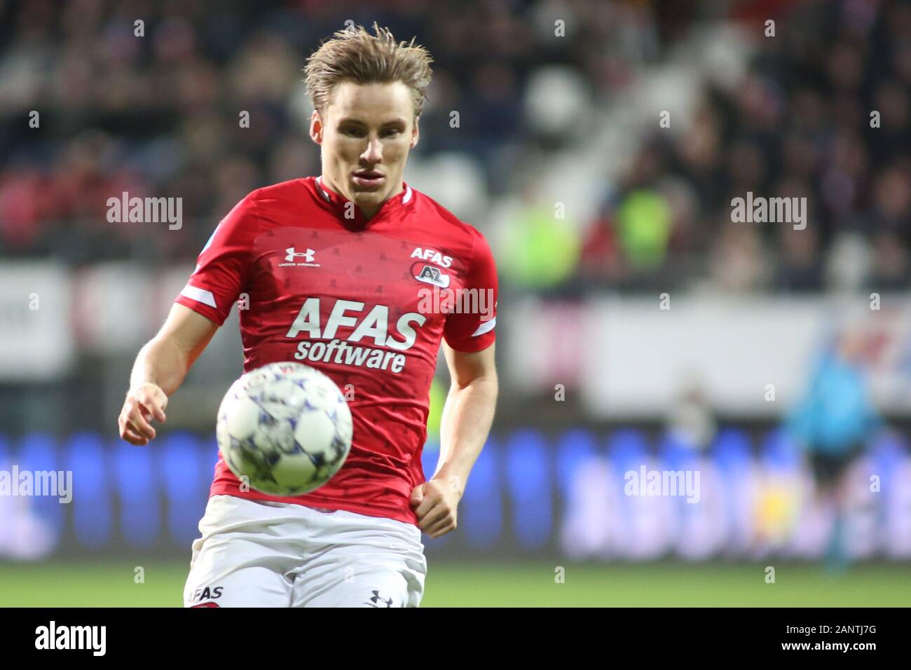 18 janvier 2020 : La Haye, Pays-Bas - le 18 janvier 2020 : Teun Koopmeiners (AZ Alkmaar) photographié au cours de la fixation de l'Eredivisie 2019-2020 entre l'AZ Alkmaar et Willem II à l'AFAS Stadion. Credit : Federico Guerra Maranesi/ZUMA/Alamy Fil Live News Banque D'Images