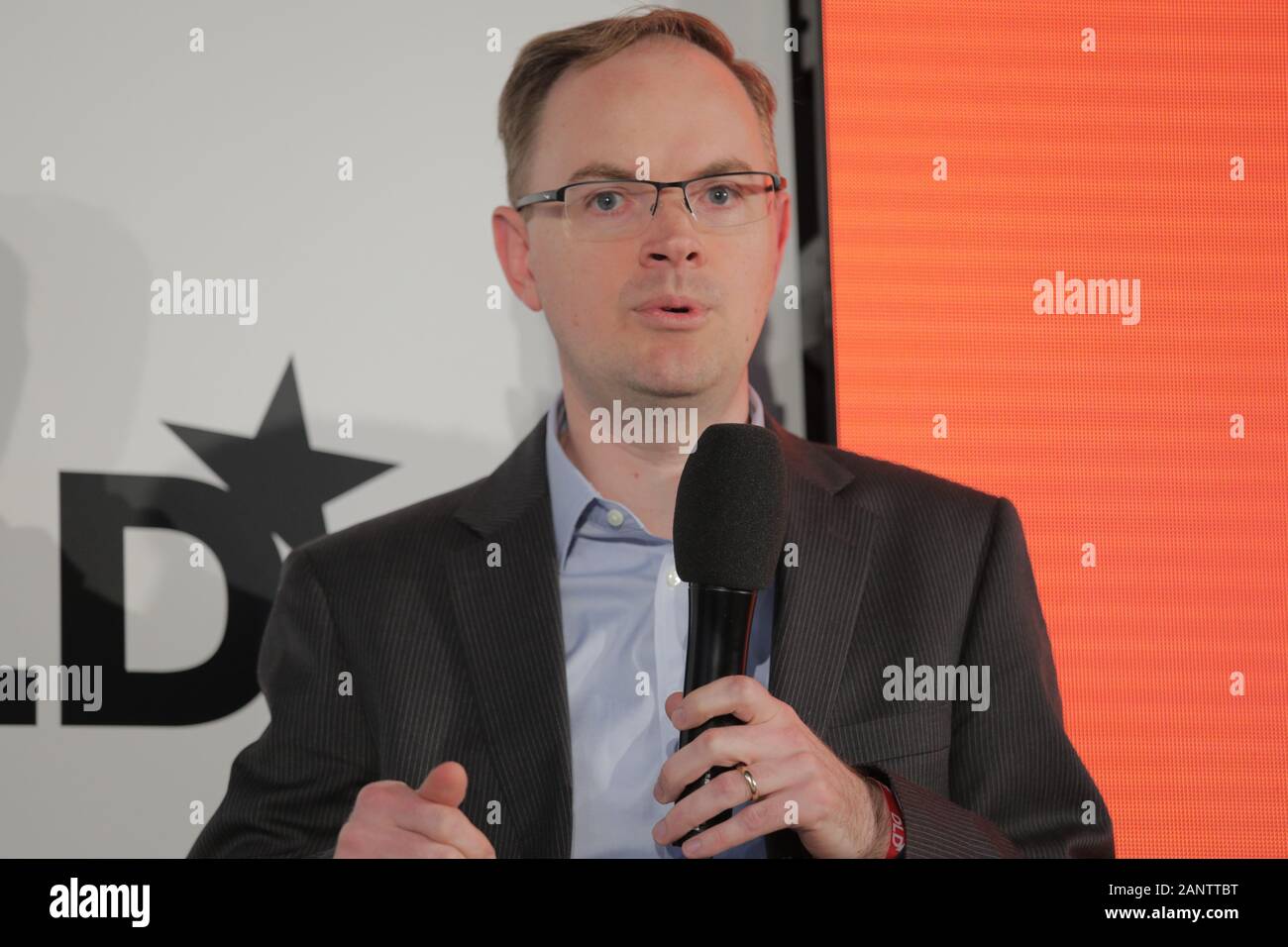 19 janvier 2020, Bavaria, Munich : Mykel Kochenderfer (Laboratoire de Systèmes intelligents de Stanford) prend la parole lors d'un groupe spécial à DLD Conférence de Munich 2020, Europe's big conférence innovation, Alte Kongresshalle, Munich, 18-20 janvier, 2020 Photo Alliance pour DLD / Hubert Burda Media | conditions dans le monde entier Banque D'Images