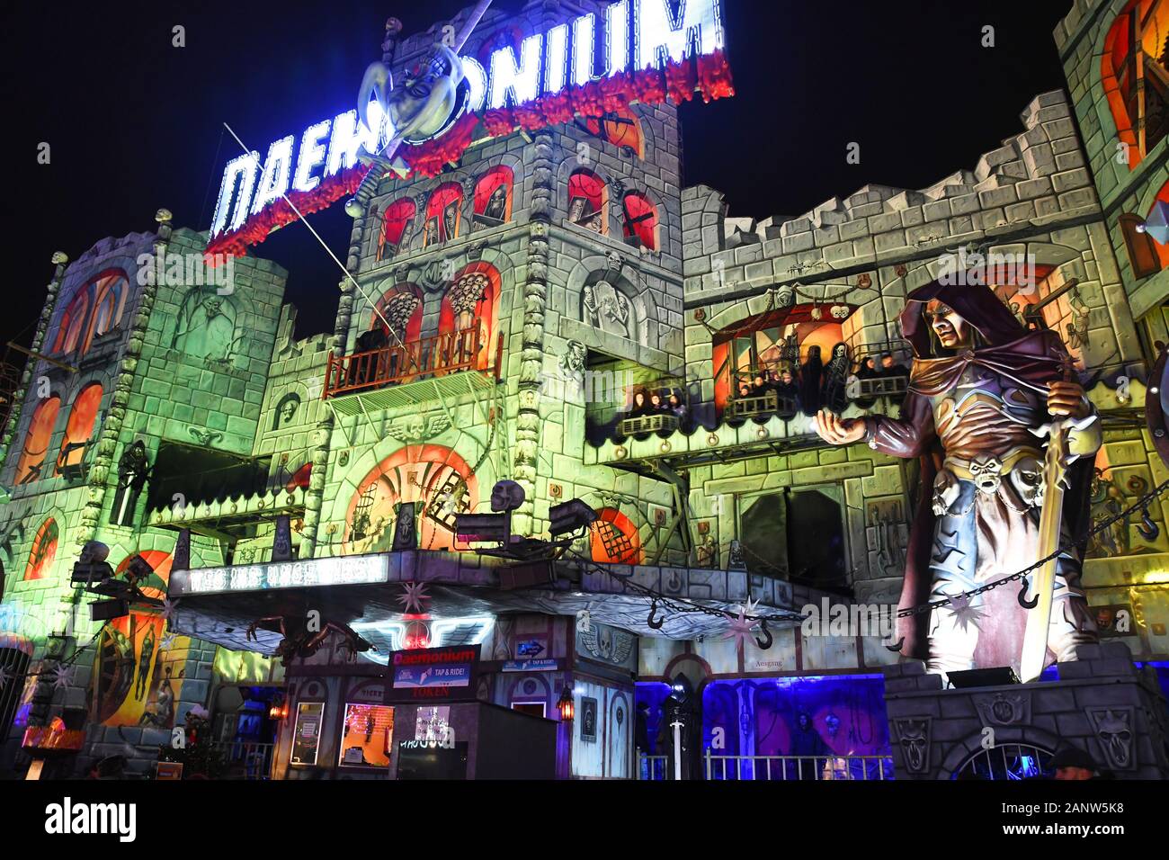 Le Demonium Ride au Winter Wonderland, Hyde Park, London, UK 2020 Banque D'Images