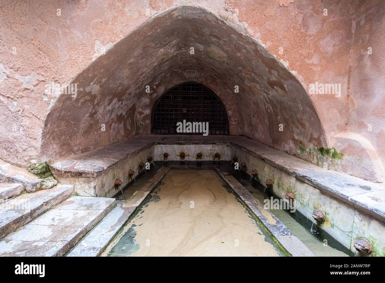Cefalu Lavoir Banque D'Images