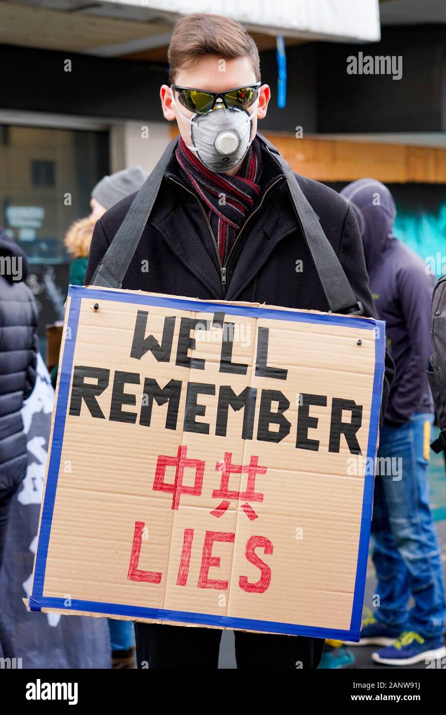 Glasgow, Ecosse, Royaume-Uni. 19 janvier, 2020. Étudiants de Hong Kong et d'Amnesty International, une manifestation pro-démocratie sur Sauchiehall Street dans le centre-ville de Glasgow. La protestation a été l'un des nombreux dans les villes du monde entier pour protester contre la politique anti-démocratique du Parti communiste chinois. Iain Masterton/Alamy Live News. Banque D'Images