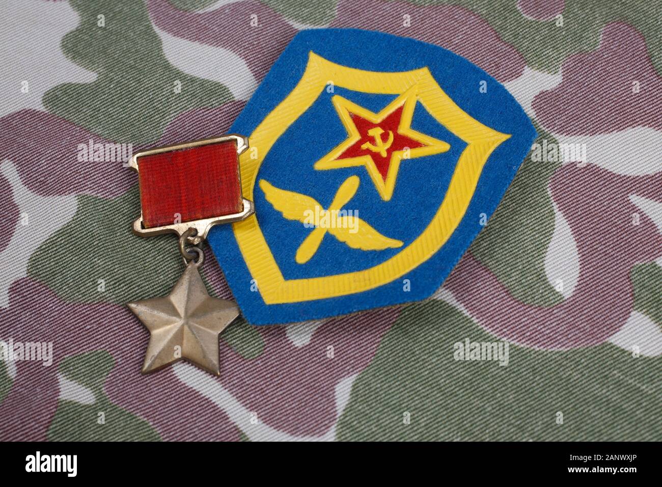 RUSSIE - UNION SOVIÉTIQUE Médaille, Centenaire de Lénine fme_804500