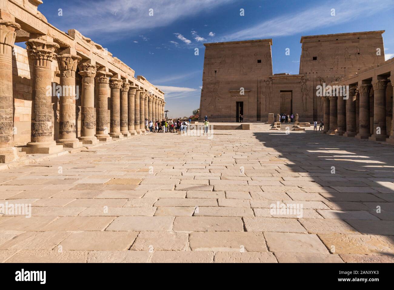 Colonnade Du Temple D'Isis Philae, Aussi Temple De Philae, Ile D'Agilkia Dans Le Lac Nasser, Assouan, Egypte, Afrique Du Nord, Afrique Banque D'Images